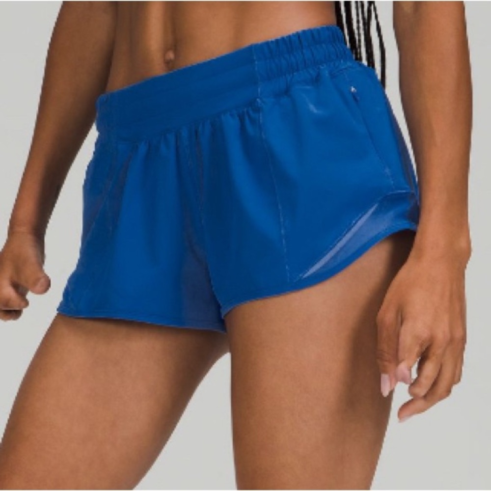 Lululemon symphony blue hottie, hot, low rise, 2.5 inches